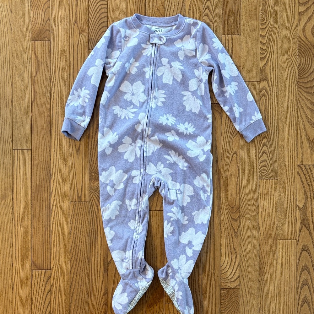 3 for $25 🌸 Carter's Lavender Floral Footie